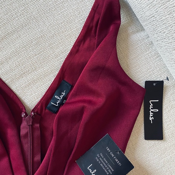 Lulu’s red plunge / plunging maxi dress gown XS - Picture 2 of 3